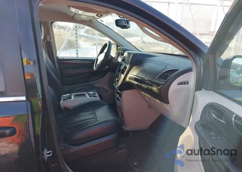 2013 Chrysler Town & Country Touring from USA, damaged, VIN 2C4RC1BG2DR743561